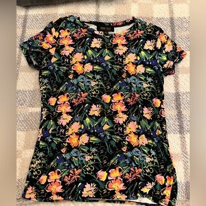 Truth Black Floral Women's Short Sleeve Top